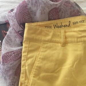 🌹Talbots yellow The Weekend Short
